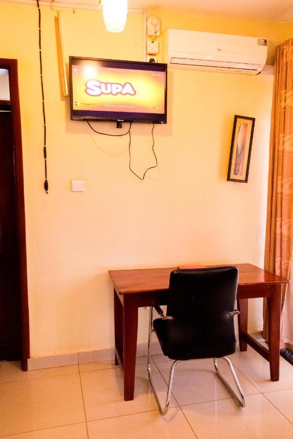 Kahondo Buffalo Hotel Kampala Makerere Kültér fotó