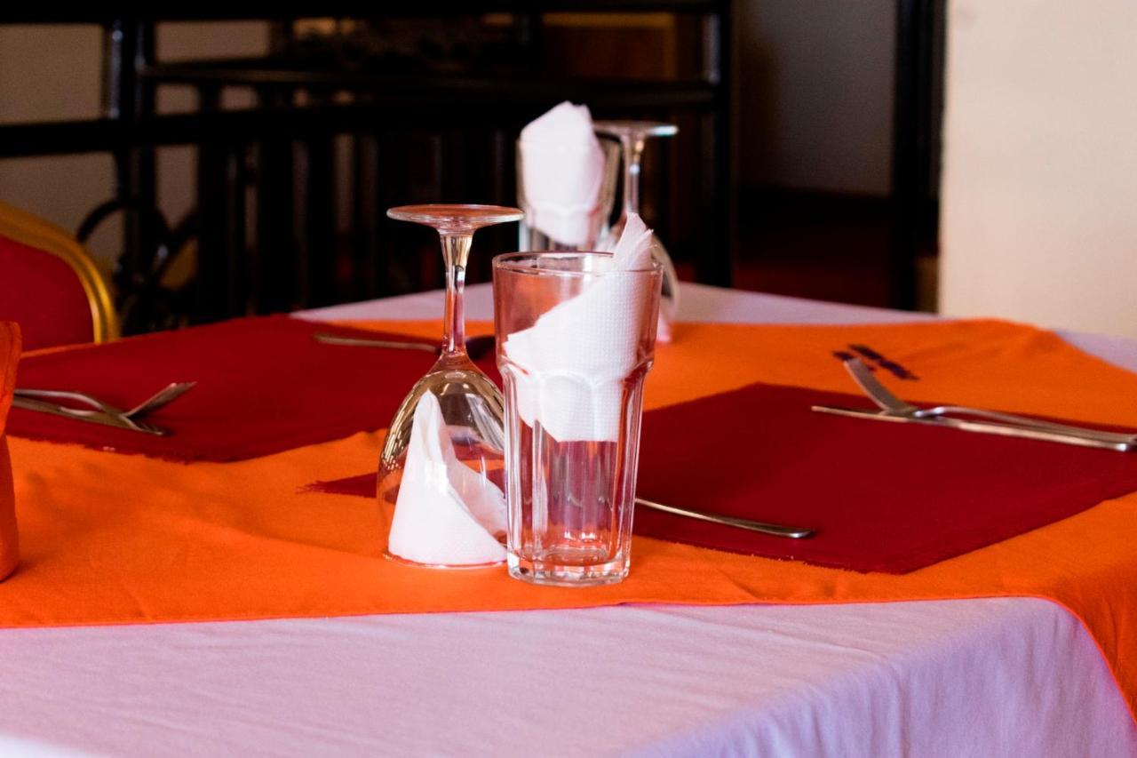 Kahondo Buffalo Hotel Kampala Makerere Kültér fotó